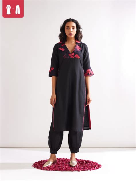 Gulmohar lapel collared straight kurta paired with pathani pants- Rich