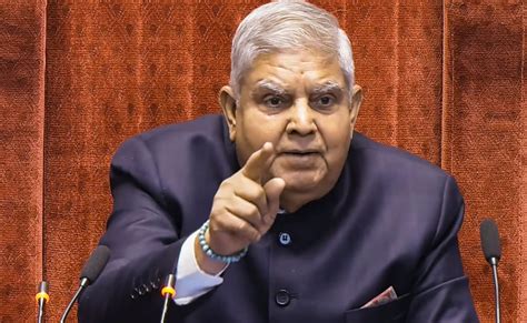 धनखड़ को हटाने का मकसद नहीं, फिर विपक्ष ने क्यों दिया नोटिस? समझिए ...