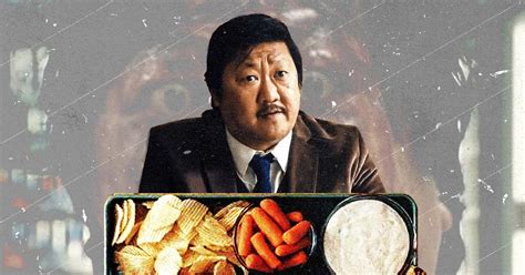 We Need to Talk About ‘Weapons’ (Specifically Principal Marcus’s Hot ...