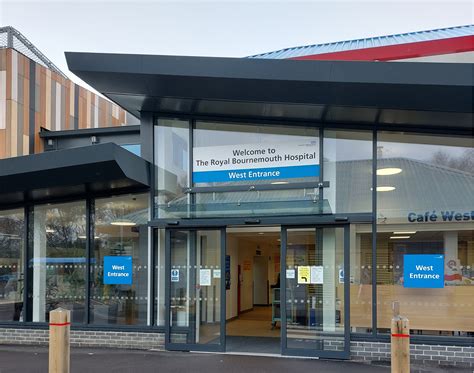 Travelling to our hospitals