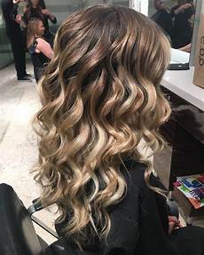 Curly Hairstyles For Homecoming by 18 Stunning Curly Prom Hairstyles For 2020 Updos Curly Hairstyles For Homecoming