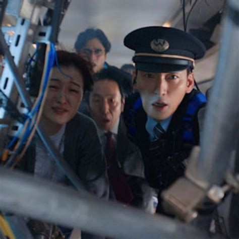 Model Train Explosion 的图像结果