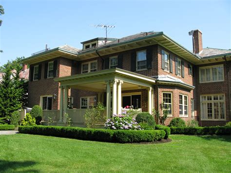 Georgian Colonial House