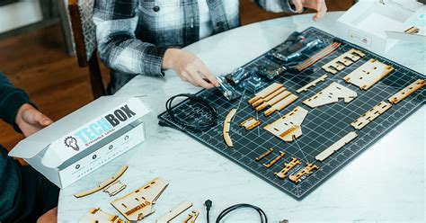 Tech Box 的图像结果