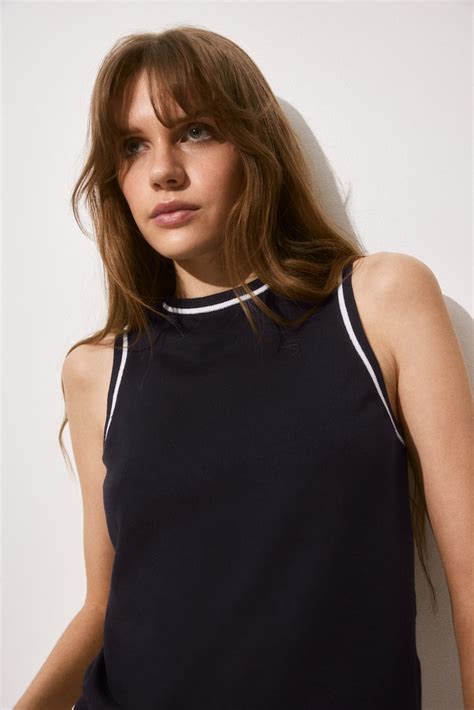 - Fine-knit sweater vest - Navy blue - Ladies | H&M IN