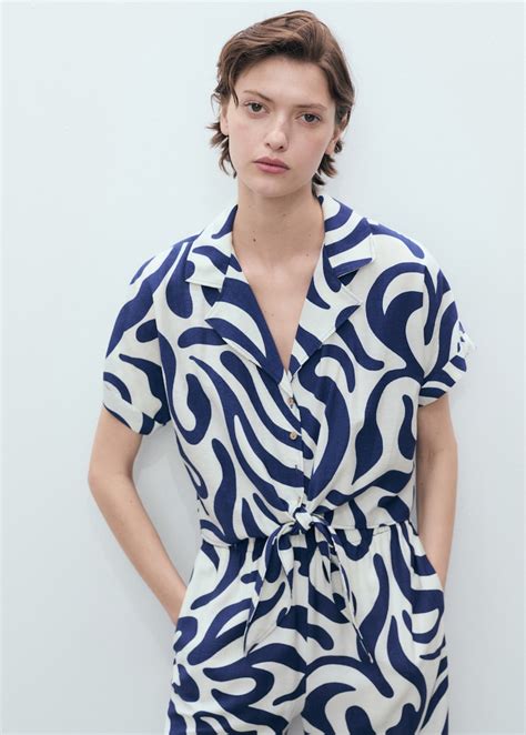 Printed crop shirt with knot detail - Women | MANGO USA