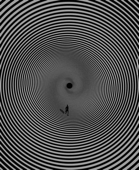 Digital art, wide angle, ambient haze street performer, neon signs, evening crowd, moody vibes 的图像结果