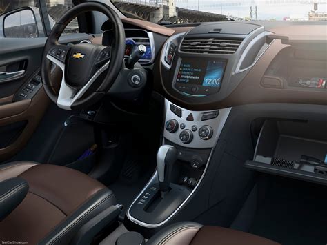 Chevrolet Trax (2014) - picture 18 of 19
