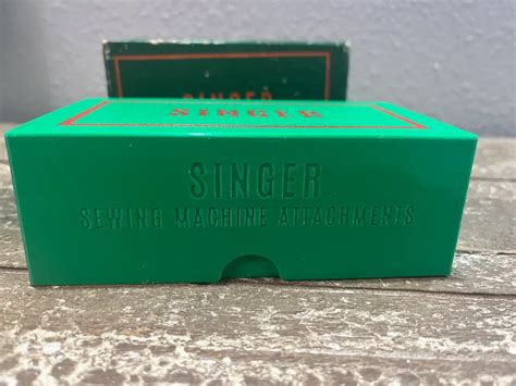 Singer Sewing Machine Box 的图像结果