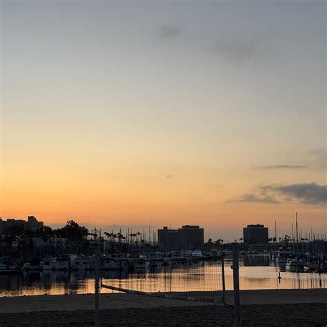 FOGHORN HARBOR INN (Los Angeles) - Hotel Reviews, Photos, Rate ...