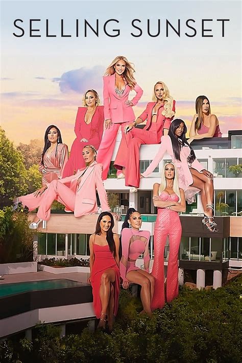 Selling Sunset: Alanna Gold's Age, Husband, Career, Instagram, & More