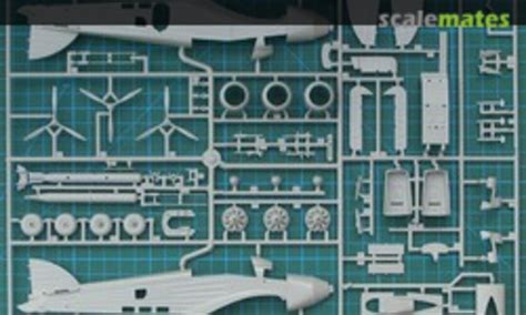 Contents for SM 79 Sparviero, Italeri 1225 (2003) - In-box reviews
