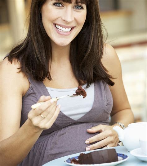 Is It Safe To Eat Flax Seeds During Pregnancy?