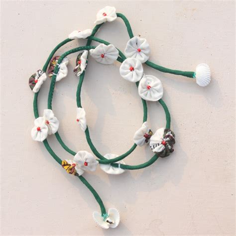 Nargis gajra: Shop gajra online at bebaakstudio.com – Bebaak