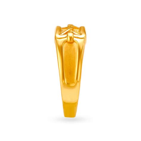 Stunning Embellished 22 Karat Gold Ring