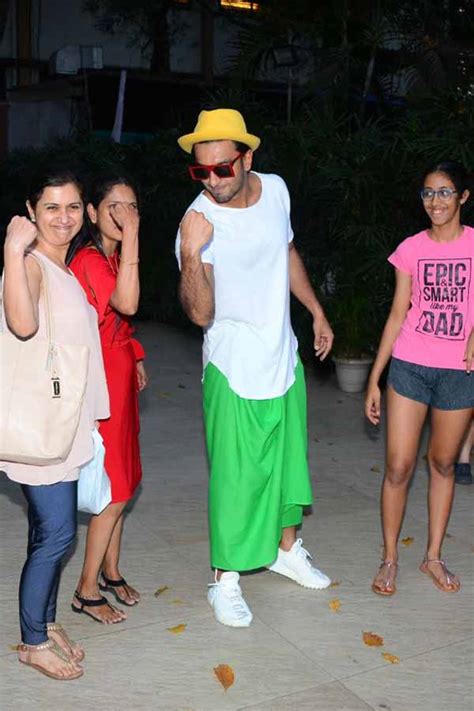 Gully Boy: Get Latest Buzz, Updates, Gossip, Photos & Videos