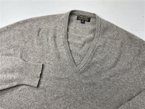 Vintage Brooks Brothers 100% Cashmere Pullover V Neck Sweater ENGLAND ...