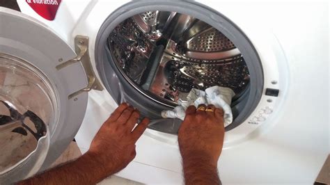 How to Clean Front Load Washer 的图像结果