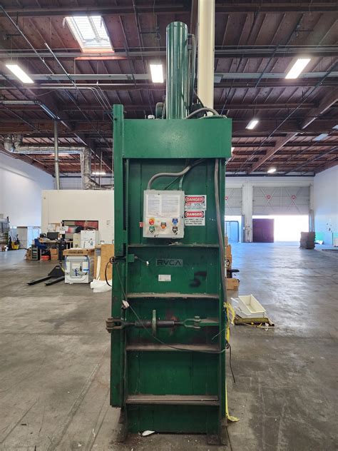 Cram-A-Lot Vertical Baler | Solid Equipment Company