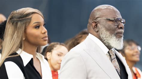 Sarah Jakes Roberts Pays Tribute to Father T.D. Jakes’ Legacy