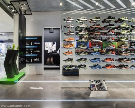 Nike鞋店设计 – 米尚丽零售设计网-店面设计丨办公室设计丨餐厅设计丨SI设计丨VI设计