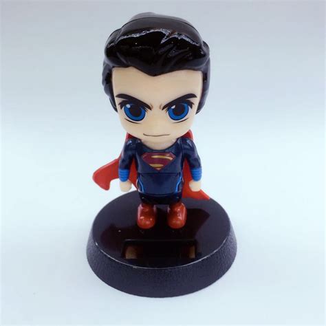 Solar-Powered SuperMan Bobblehead – Geekmonkey