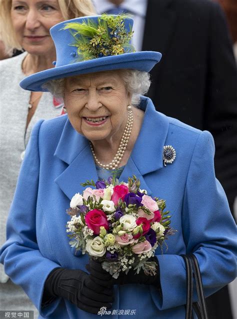 英国女王94岁生日举行视频生日派对取代礼炮活动__新浪网-北美