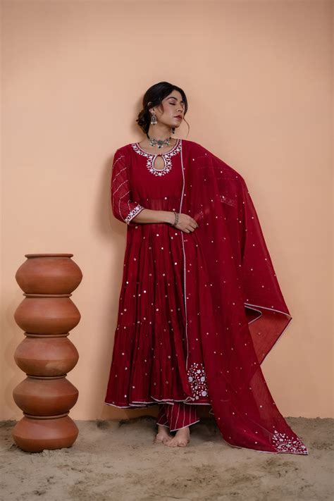 Maroon Tiered Anarkali Set – Gyans