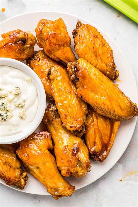 Air Fryer Chicken Wings (Easy Buffalo Sauce) - Easy Chicken Recipes
