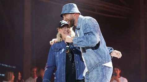 Did Donna Kelce's deteriorating health was a reason Travis Kelce almost ...