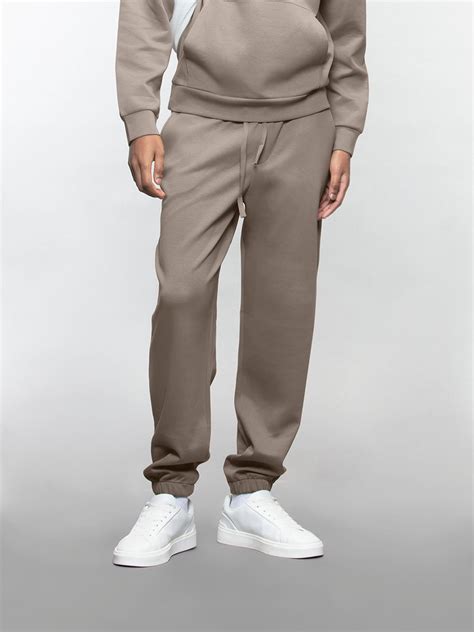 Cuffed joggers – Love Pangolin