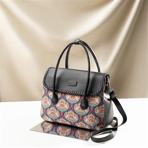 Handbags: Buy Latest Handbags Online at Best Prices - Zouk