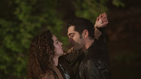 Racconto di una Notte ecco come inizia la storia d’amore tra Mahir e ...