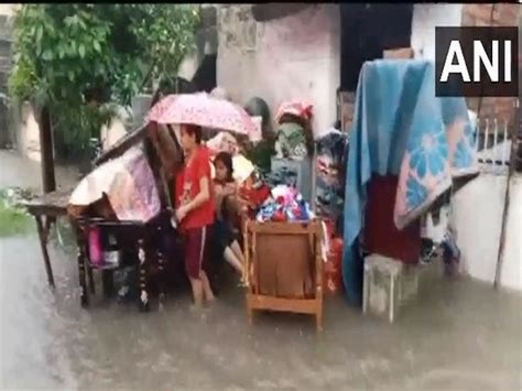 Rainwater enters houses, leaves roads inundated in Maharashtra's Yavatmal
