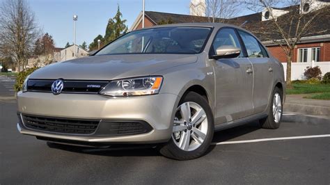 2013 Volkswagen Jetta Hybrid: Quick Gas-Mileage Test