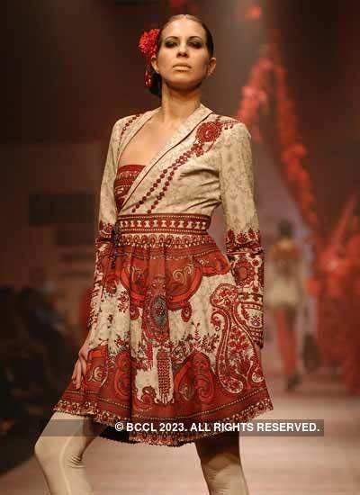 A model presents a creation by designer JJ Valaya during Wills India ...