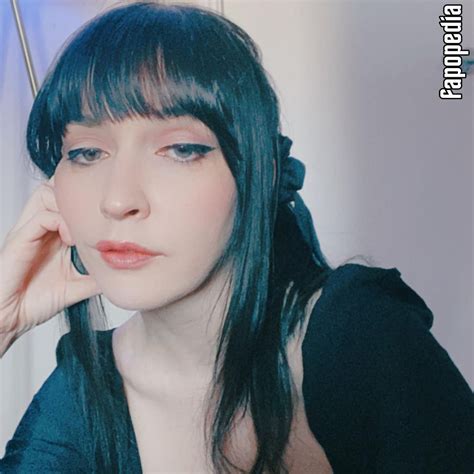 Pale Snow White Nude Leaks - Photo #3541130 - Fapopedia