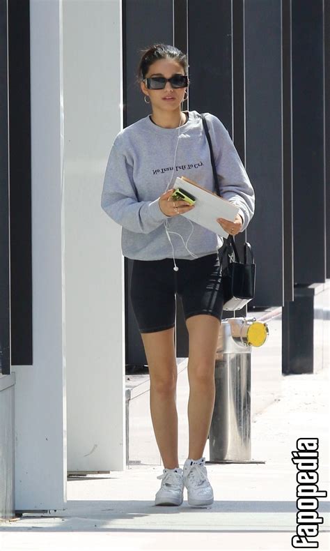 Rachel Zegler Nude OnlyFans Leaks - Photo #2221578 - Fapopedia