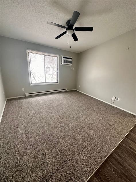 Photo Gallery | Park @ Nine23 Cedar Falls