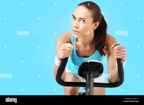 Proper Exercise Bike Form 的图像结果