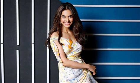 Rakul Preet Singh stuns fans in a floral dress