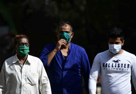 District officials who went to seal hotspot in Meerut attacked by ...