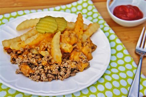 Simply Delish Bakery: Cheese Burger French Fry Casserole