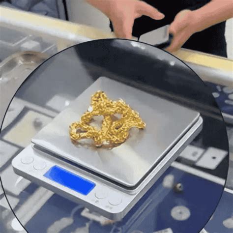 卖黄金遇鬼称79克秒变55克最新素材