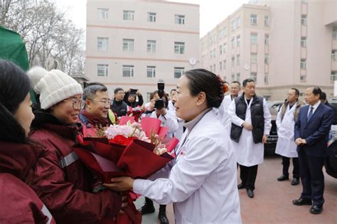 出征！我院首批医护队员驰援武汉-河北医科大学第四医院