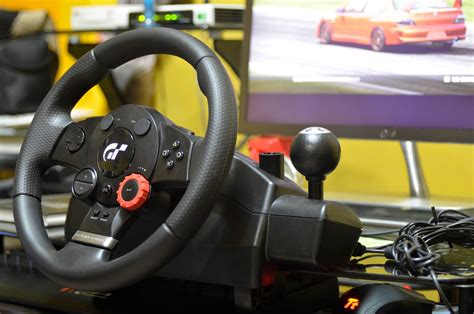 Logitech Driving Force GT 的图像结果
