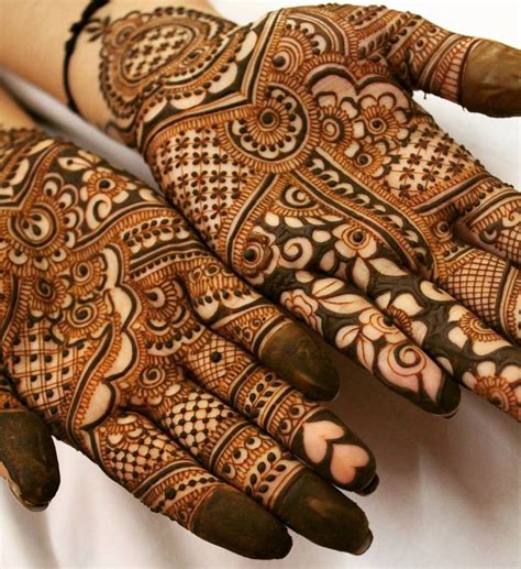 90 Front and Back Hand Mehndi Designs For Bridal Perfection