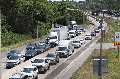 3 people taken to hospitals from crash at Outerbridge Crossing to New ...