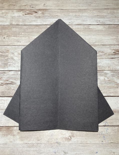 Bat Paper Airplane Tutorial 的图像结果