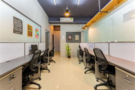Plug n Play Co-Working Space - Coworking Space and Shared Office Space ...